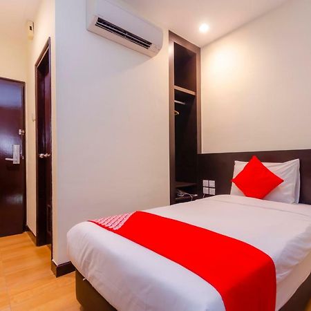 Wf Hotel Johor Bahru Exterior photo